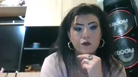 erikaguapa1989 online show from April 6, 2:33 am