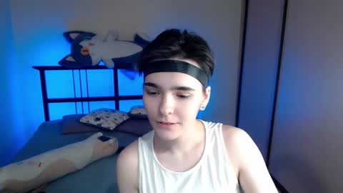 Erin No. Eri. Eri-Cherry  online show from February 18, 2:38 pm