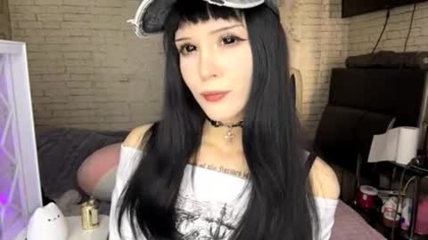 Nina online show from February 12, 9:00 am