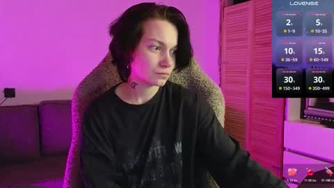 esajukyy online show from February 7, 11:47 am