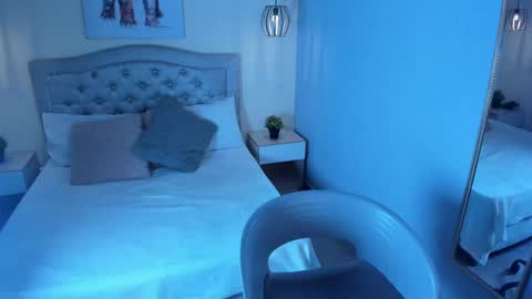 Snapshot of escarleth__ chatting on September 15, 1:19 pm Escarlet online show from September 15, 1:19 pm