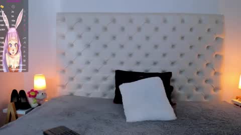 Snapshot of esmeralda_06 chatting on February 6, 3:31 pm esmeralda online show from February 6, 3:31 pm