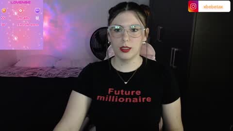 Snapshot of espagamer5 chatting on January 27, 2:31 am Xbebetax online show from January 27, 2:31 am