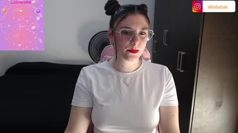 Snapshot of espagamer5 chatting on January 31, 7:29 pm Xbebetax online show from January 31, 7:29 pm