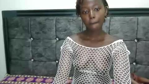 essypetite online show from December 1, 8:55 pm