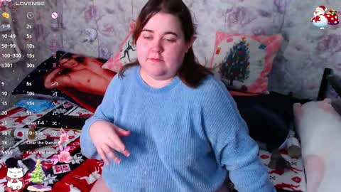 Snapshot of estelle_hicks chatting on December 25, 6:09 pm estelle_hicks online show from December 25, 6:09 pm