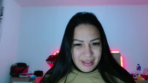 estrellaexoticaa online show from December 29, 11:18 pm