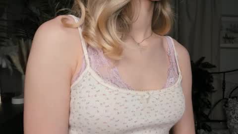 Natalie online show from October 17, 6:16 am