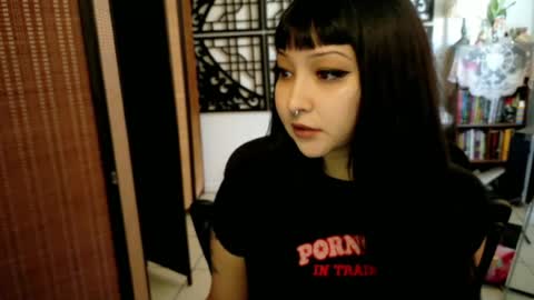 etherealhazy online show from July 25, 11:23 pm