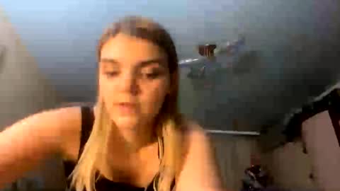 Viola online show from January 15, 8:15 pm