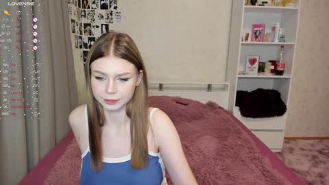 Tiia online show from December 3, 8:17 pm