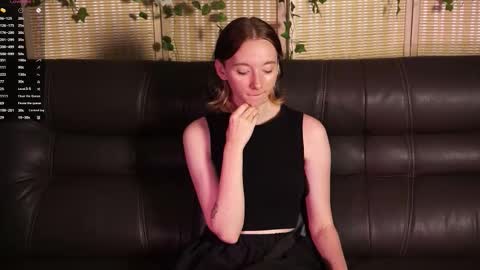 check about me online show from October 19, 6:32 pm