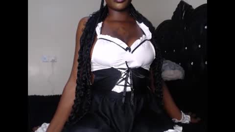 Snapshot of euphoric_cosmos chatting on January 21, 5:27 am euphoria online show from January 21, 5:27 am