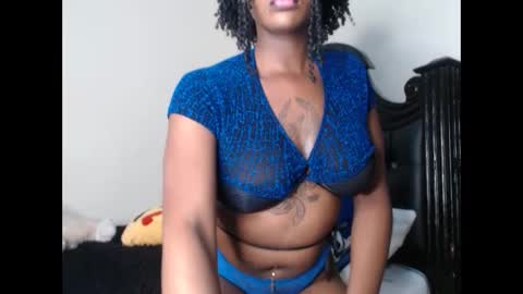 Snapshot of euphoric_cosmos chatting on October 20, 11:08 pm euphoria online show from October 20, 11:08 pm