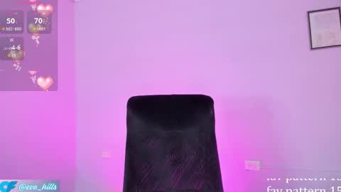 Eva  online show from October 29, 3:25 pm