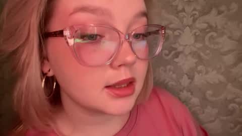 eva_kittenn online show from September 22, 8:18 pm
