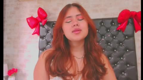 eva_luz1 online show from April 10, 12:44 pm