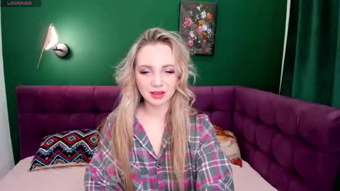 Eva 3 online show from April 18, 2:14 am