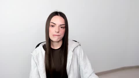 Snapshot of eva_rossee_ chatting on January 20, 10:29 am Eva online show from January 20, 10:29 am