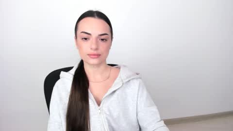 Snapshot of eva_rossee_ chatting on February 25, 6:01 pm Eva online show from February 25, 6:01 pm