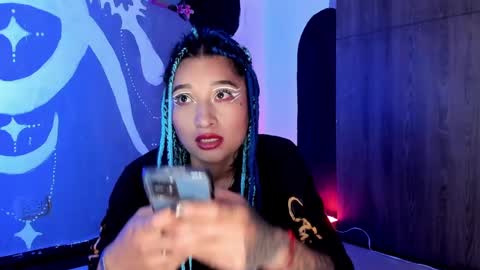 Eva  online show from December 7, 6:32 am