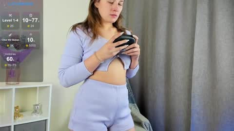 eva_toy online show from December 20, 3:25 am