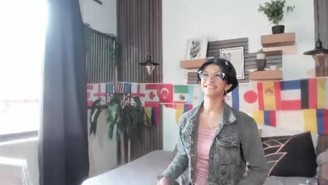 Eva online show from June 15, 1:44 pm