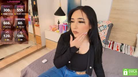 Evadne online show from October 21, 7:18 pm