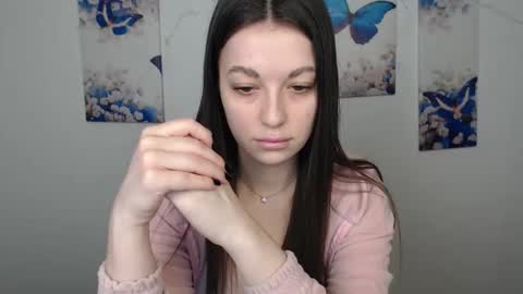 Eva online show from March 30, 2:49 pm