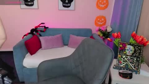 Eva online show from October 26, 7:04 am