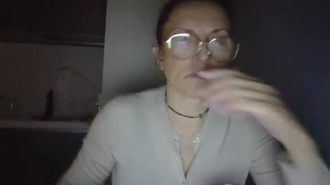 Snapshot of evaglad chatting on September 23, 5:00 pm evaglad online show from September 23, 5:00 pm