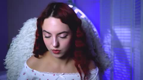 Eva  online show from October 12, 1:13 pm