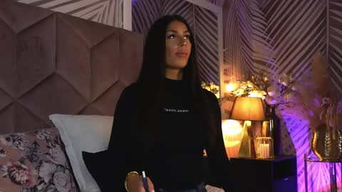 EvaRhea online show from April 20, 2:47 am