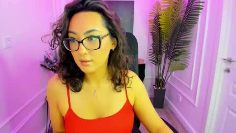 evasarazardje online show from October 7, 4:17 am