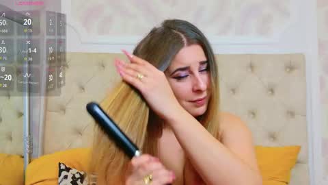 evasinclairr online show from November 14, 7:08 am