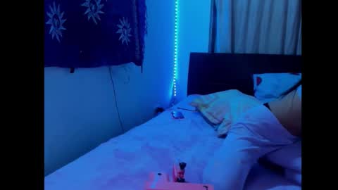 evecathalina1 online show from February 15, 3:31 am