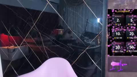 EVELIN online show from February 25, 12:15 pm