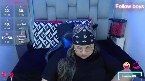 evelin zaens online show from October 19, 6:37 am