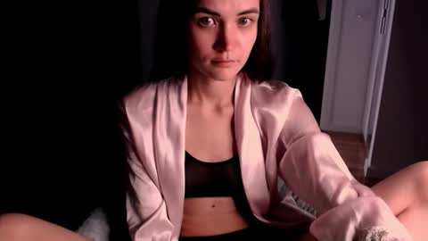 Snapshot of evelyn_gg chatting on October 9, 10:08 am Evelyn online show from October 9, 10:08 am