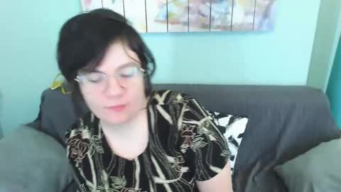 Everly online show from March 5, 9:38 am