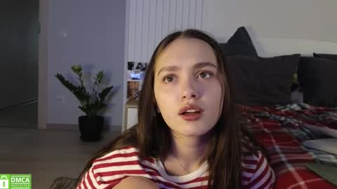 evi_woow online show from November 14, 9:37 pm