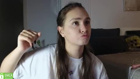 Snapshot of evi_woow chatting on October 26, 8:48 pm evi_woow online show from October 26, 8:48 pm