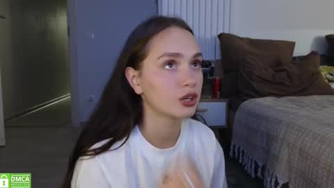 Snapshot of evi_woow chatting on October 6, 2:39 am evi_woow online show from October 6, 2:39 am