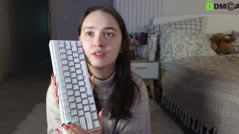 Snapshot of evi_woow chatting on February 21, 9:32 pm evi_woow online show from February 21, 9:32 pm