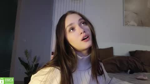 Snapshot of evi_woow chatting on October 16, 11:29 pm evi_woow online show from October 16, 11:29 pm