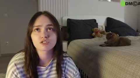 Snapshot of evi_woow chatting on February 27, 11:26 pm evi_woow online show from February 27, 11:26 pm