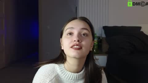 Snapshot of evi_woow chatting on February 13, 9:50 pm evi_woow online show from February 13, 9:50 pm