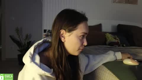 Snapshot of evi_woow chatting on October 15, 11:29 pm evi_woow online show from October 15, 11:29 pm