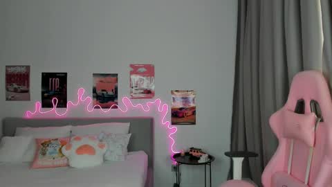 Eva online show from March 21, 8:19 am