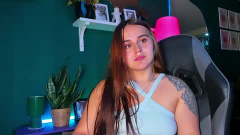 EVY online show from April 15, 1:28 am